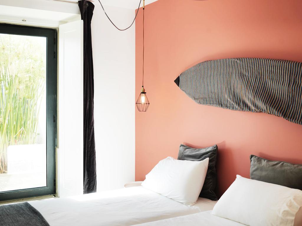 Bonvalot Guest House Paço de Arcos Zimmer foto